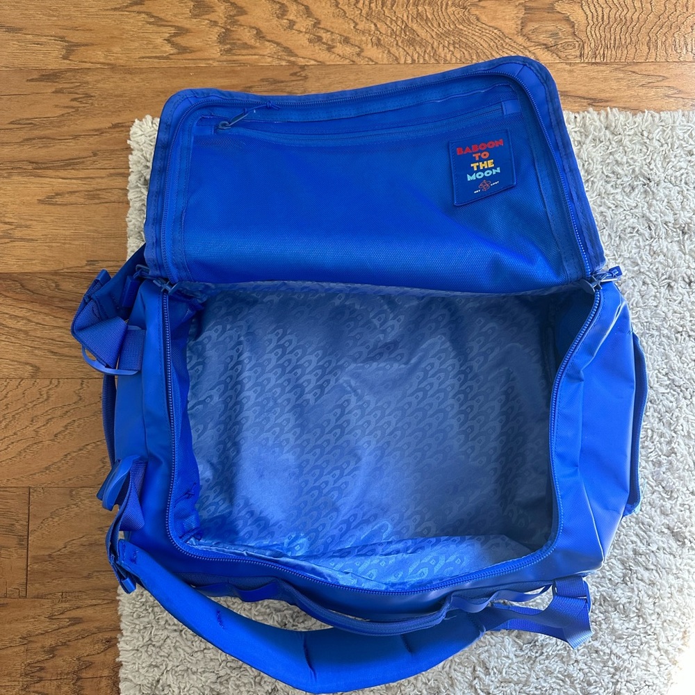 Baboon to the moon, Go Bag mini